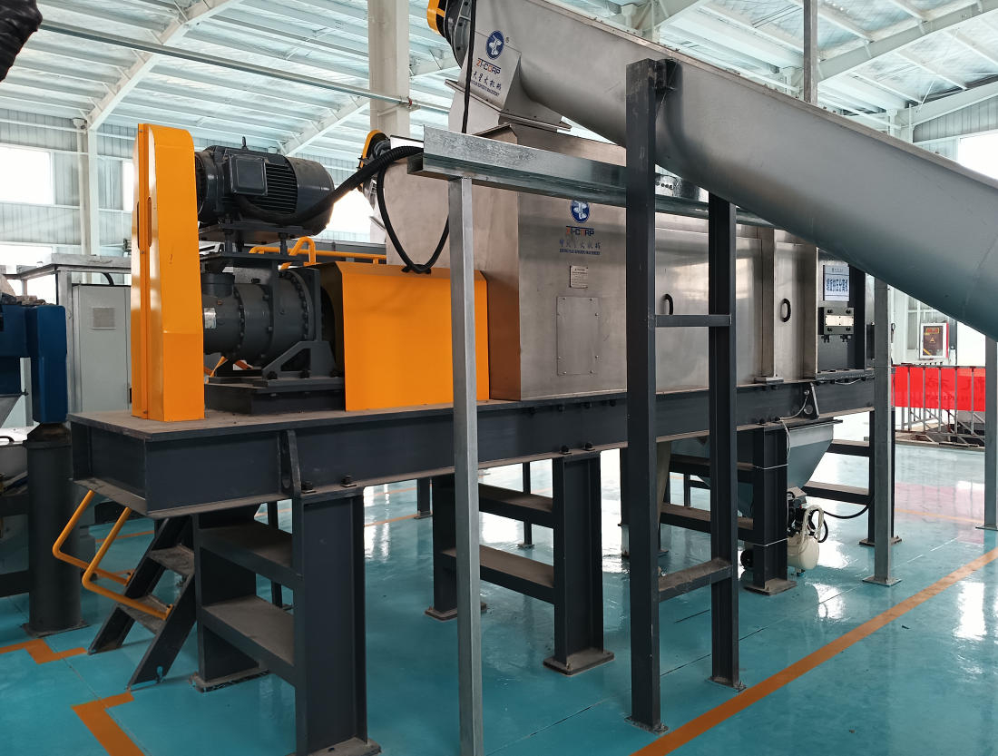 螺旋压榨机在餐厨垃圾处理行业的应用价值